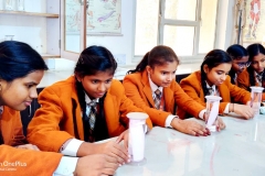 bio lab in school